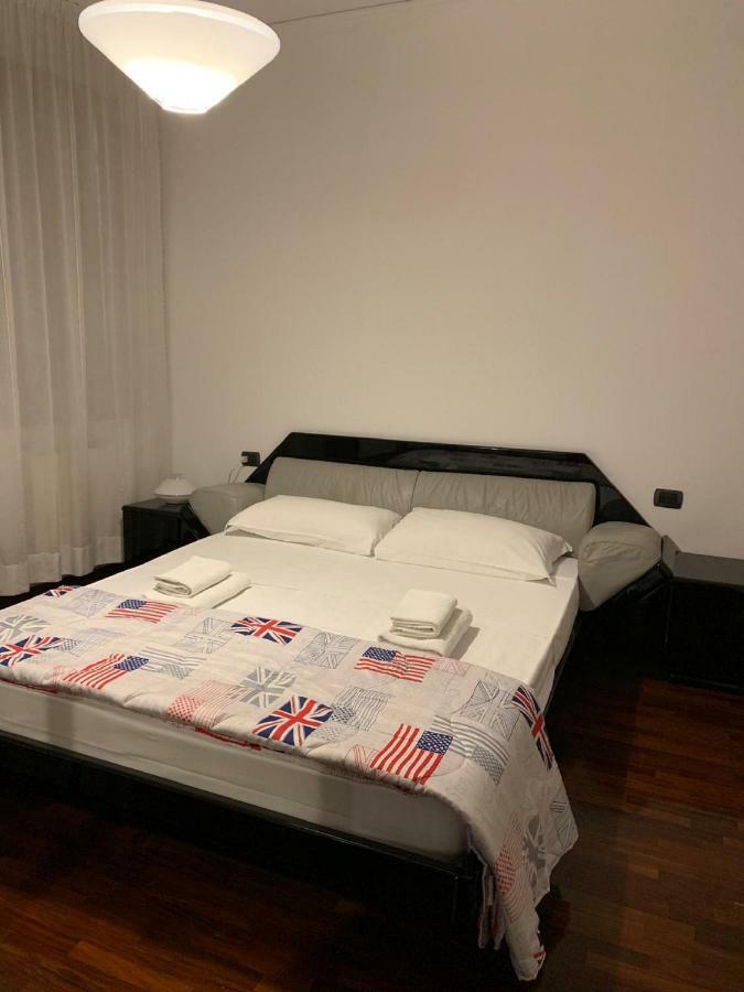 Gio'S House Hotel Венеция Екстериор снимка