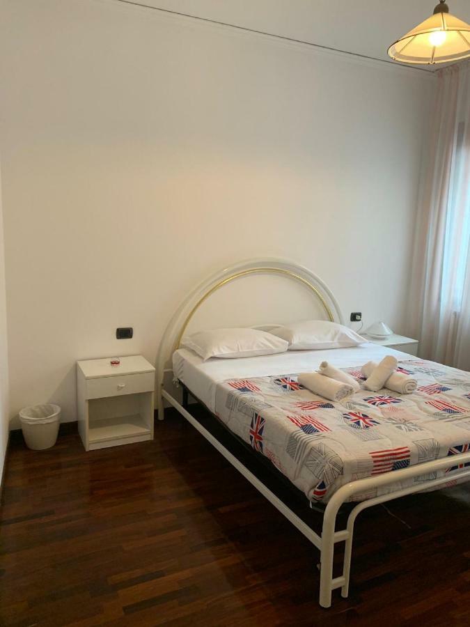 Gio'S House Hotel Венеция Екстериор снимка